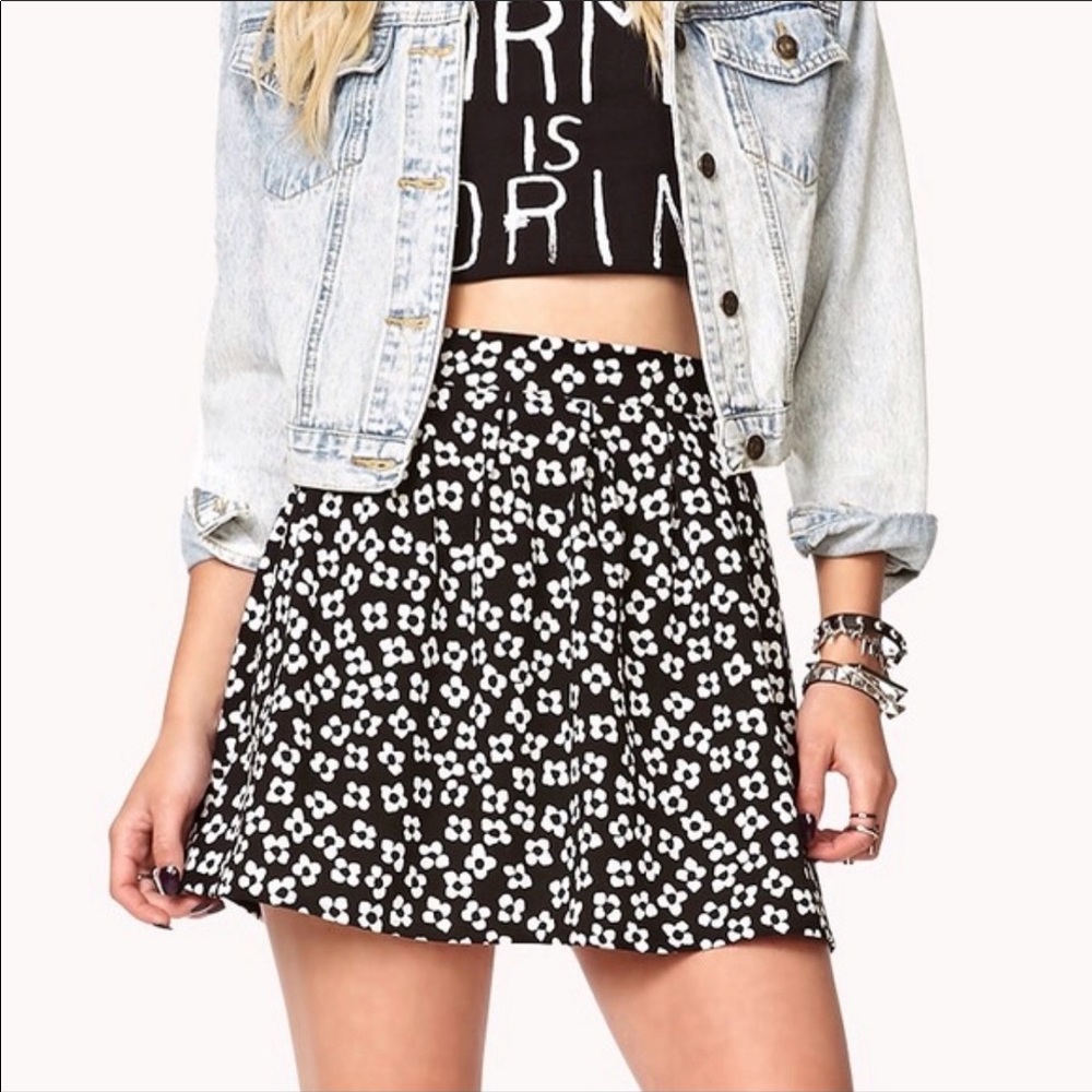 Lily Rose Black and White Animal Print A-Line Skirt